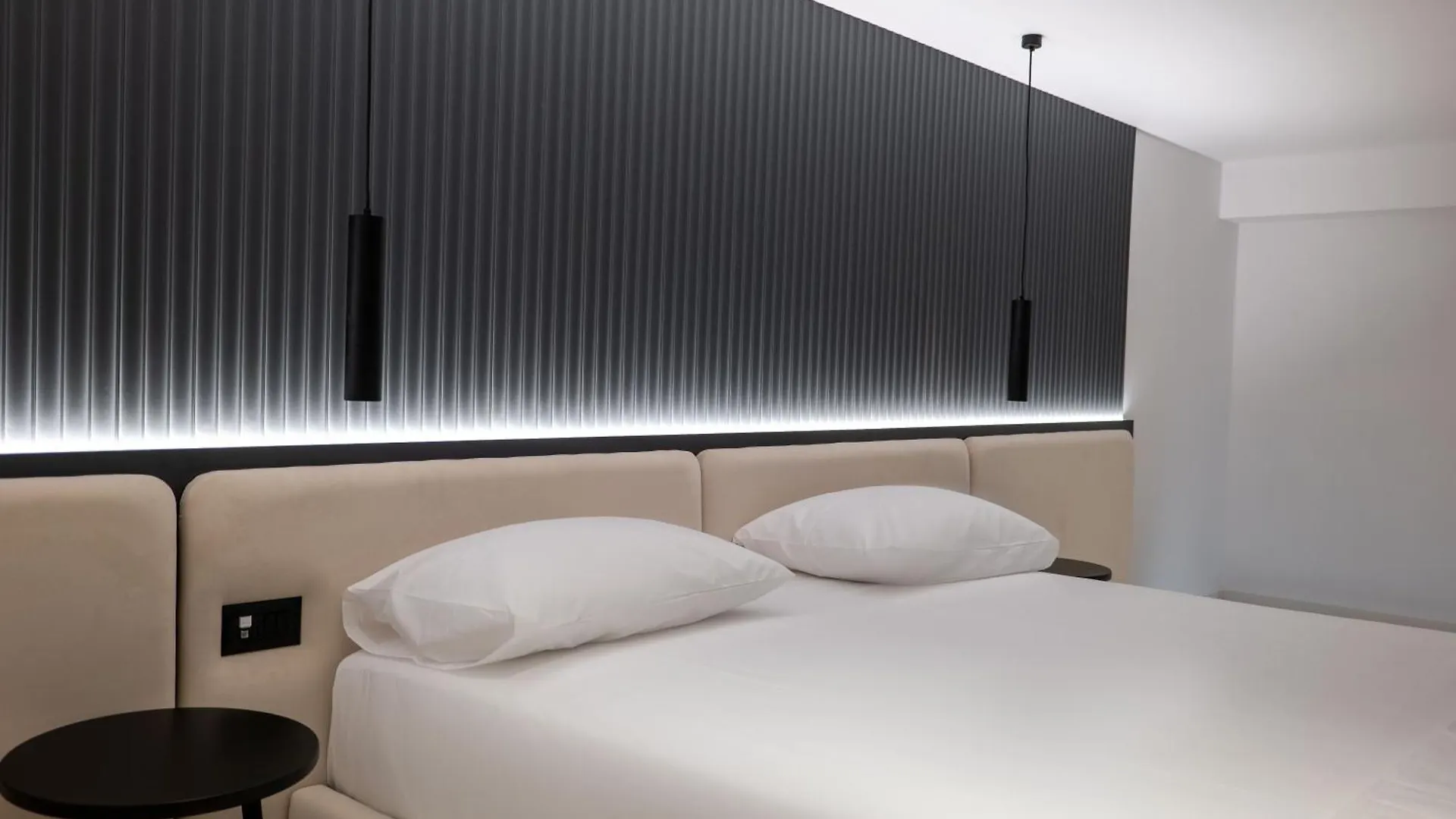 Arrei Hotel Sarande 4*,  Albania