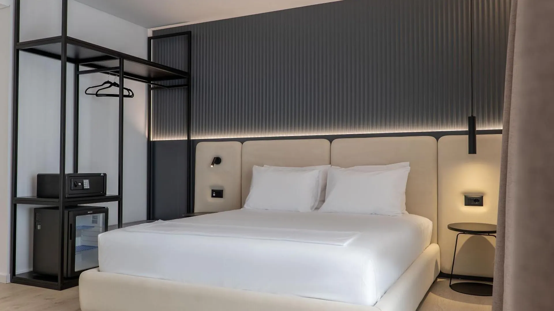 Arrei Hotel Sarande