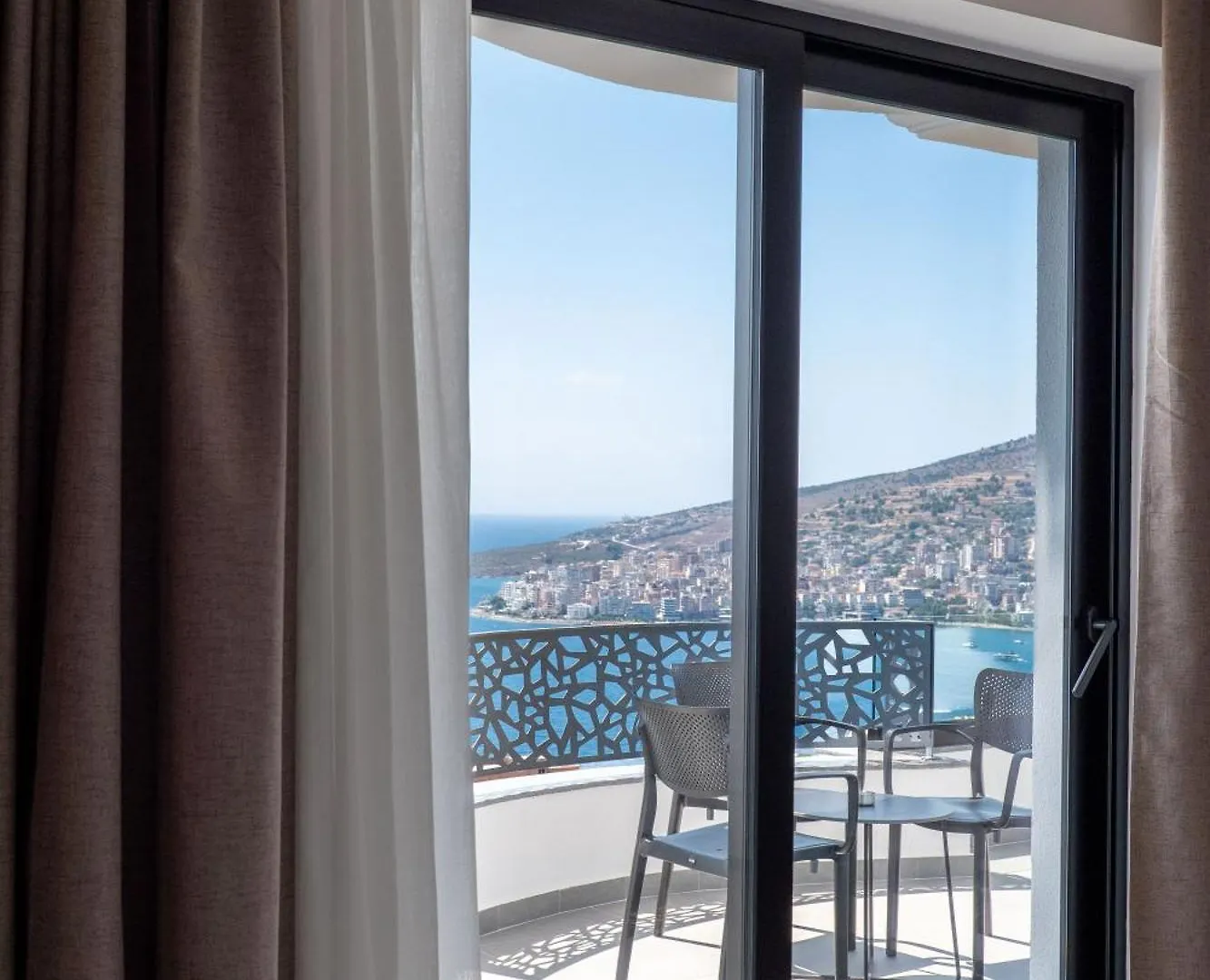 Arrei Hotel Sarande Albania