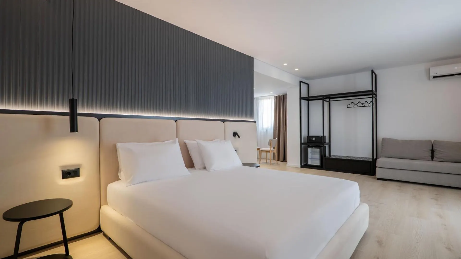 Arrei Hotel Sarande