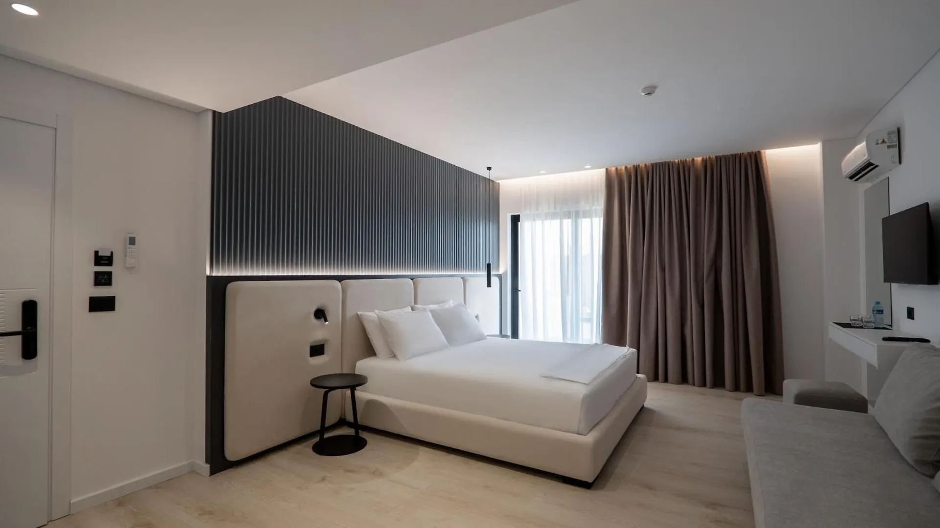 Arrei Hotel Sarande