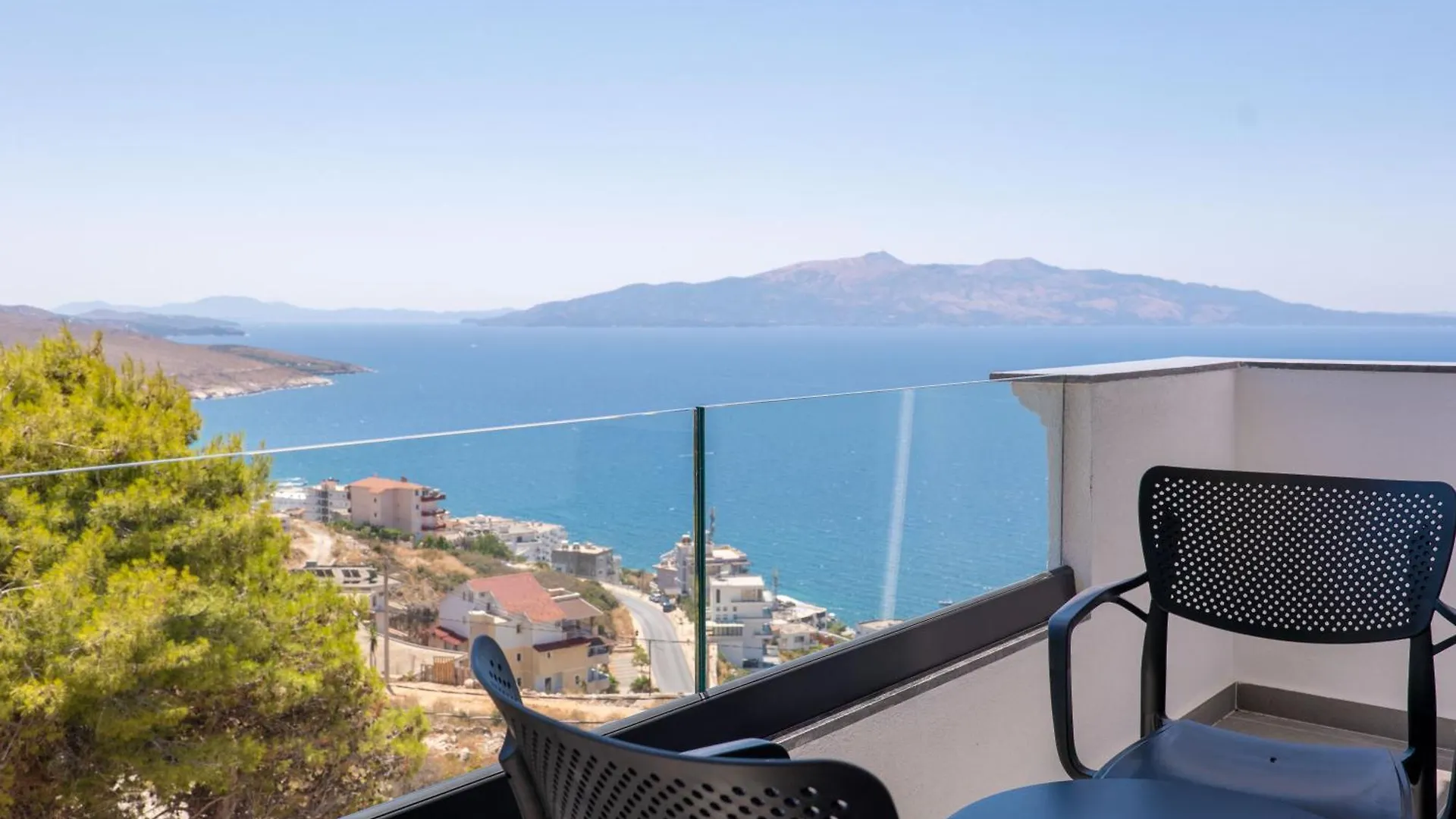 Arrei Hotel Sarande