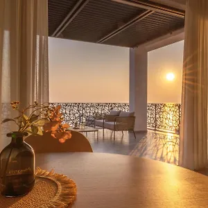 Glow Boutique & **** Sarandë