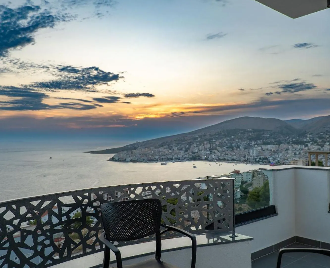 Arrei Hotel Sarande 4*,