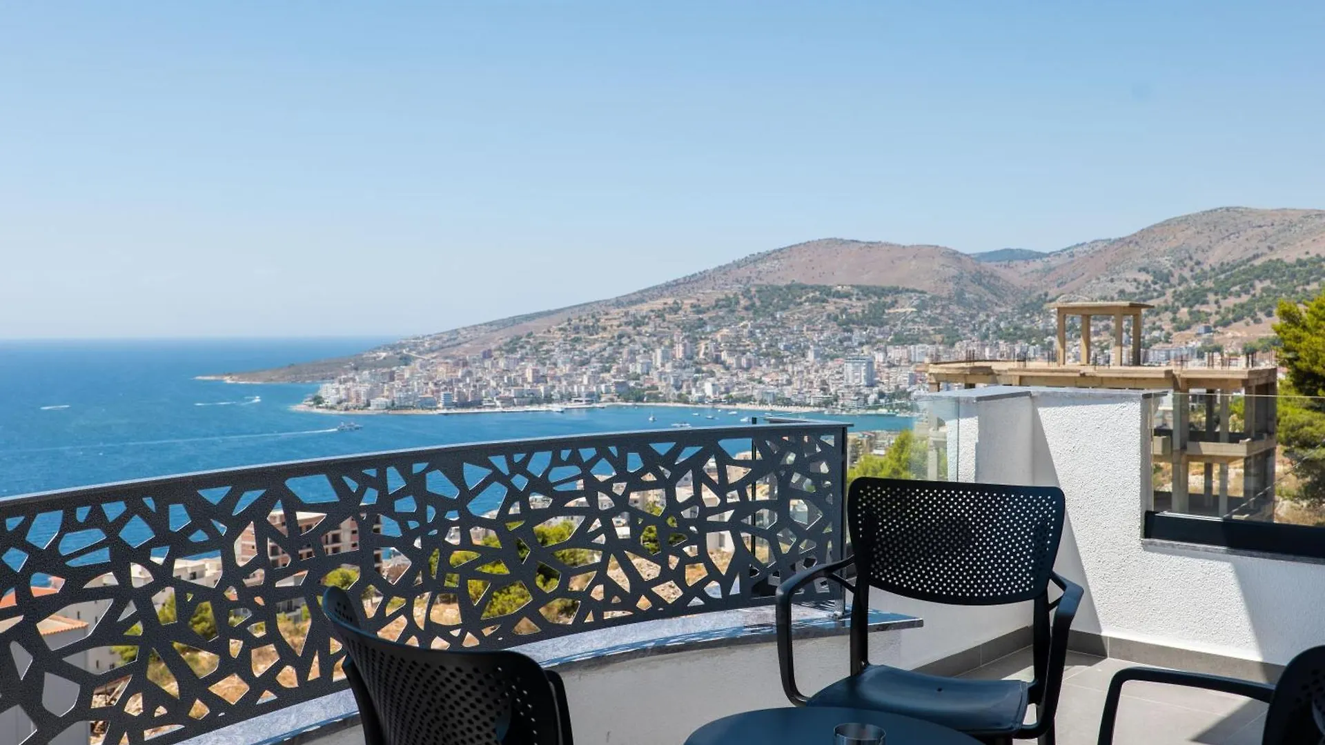 Arrei Hotel Sarande 4*,  Albania