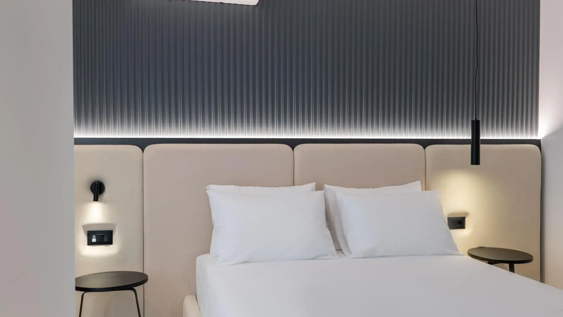 Arrei Hotel Sarande