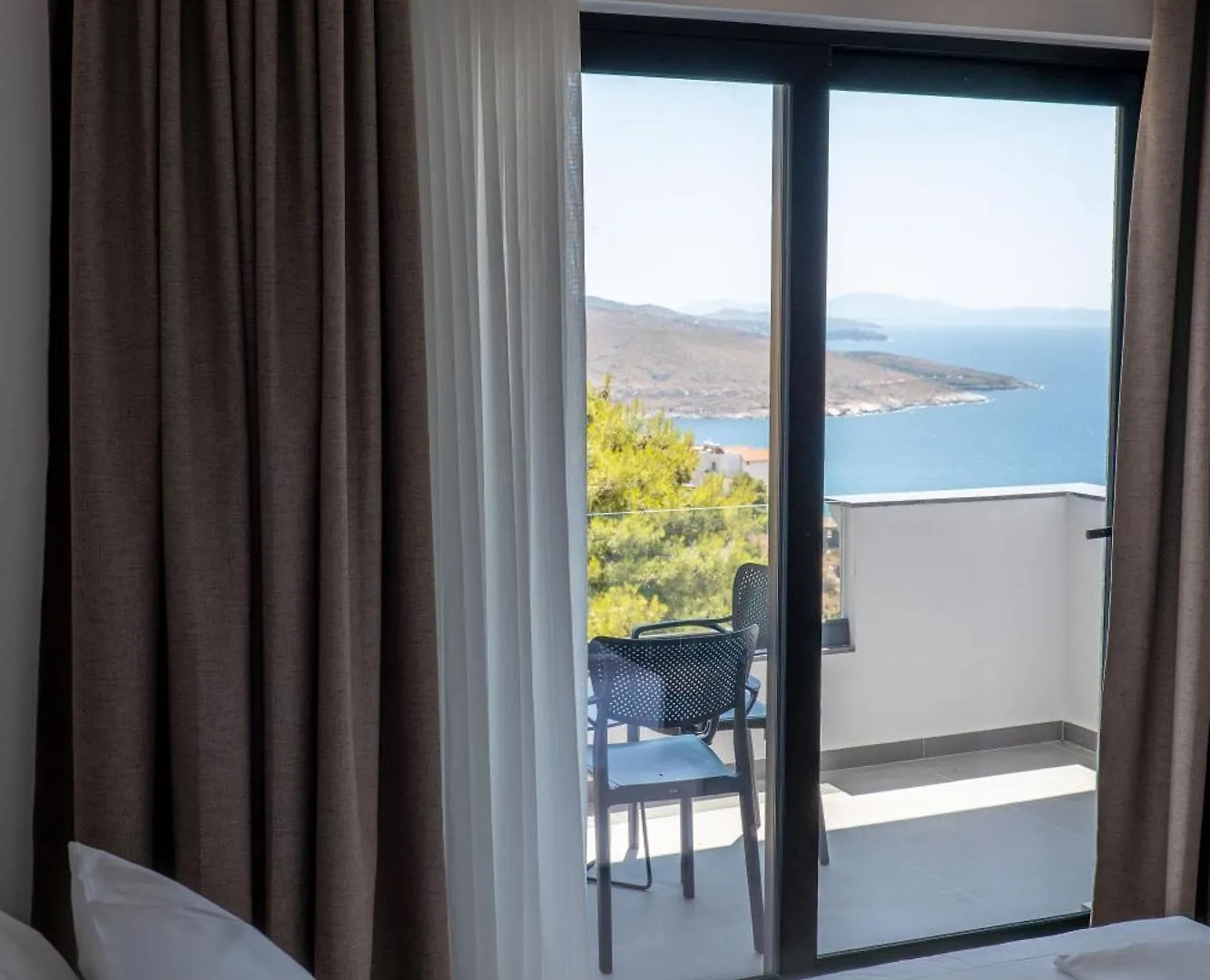 Arrei Hotel Sarande