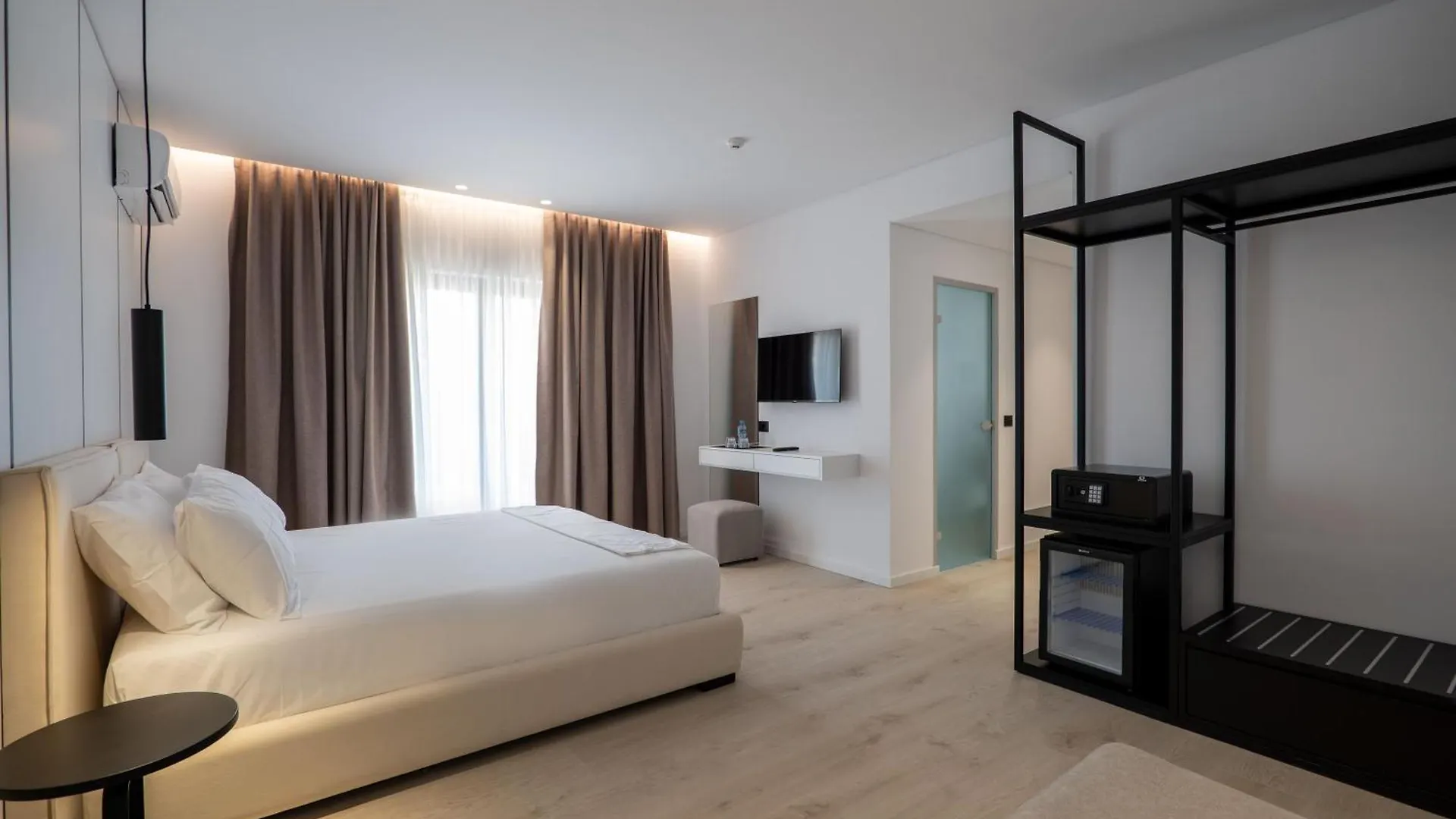 Arrei Hotel Sarande